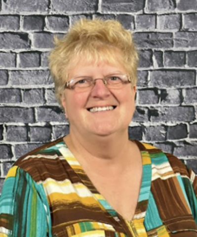 Deb Huffman headshot